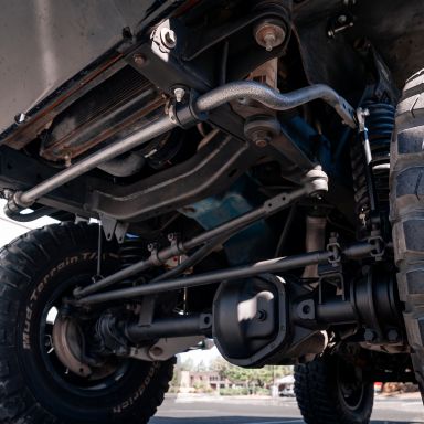 Hellwig Front Anti Sway Bar Kit + Quick Disconnects | 1966-77 Ford Bronco
