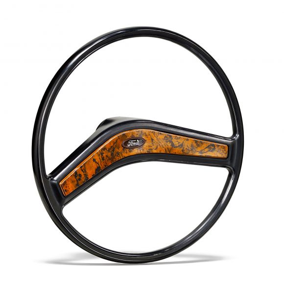 Steering Wheel + Walnut Horn Bar | OE Type | 74-77 Bronco, 71-77 Ford Truck